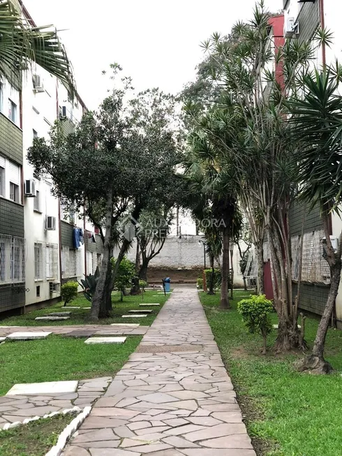 Foto 1 de Apartamento com 2 Quartos à venda, 46m² em Cavalhada, Porto Alegre