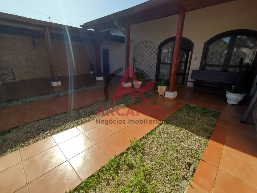Foto 1 de Casa com 4 Quartos à venda, 200m² em Barra da Lagoa, Ubatuba