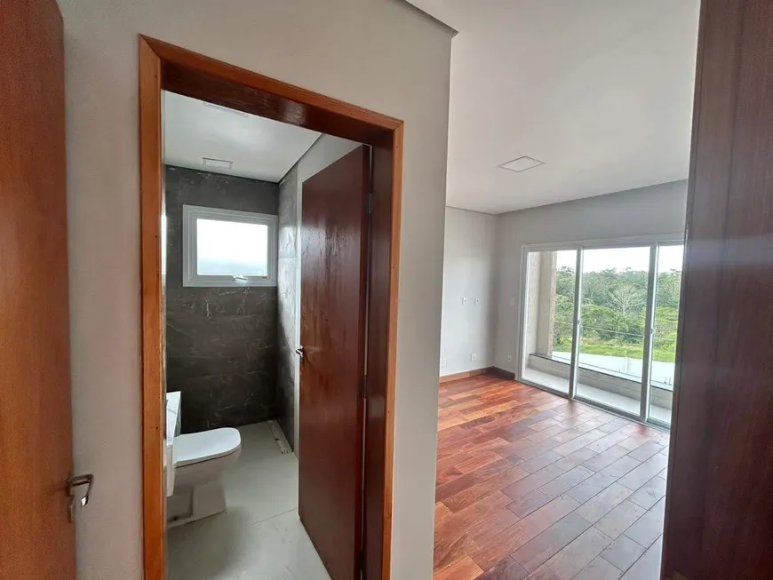 Foto 1 de Casa de Condomínio com 3 Quartos à venda, 226m² em Fazenda Rodeio, Mogi das Cruzes