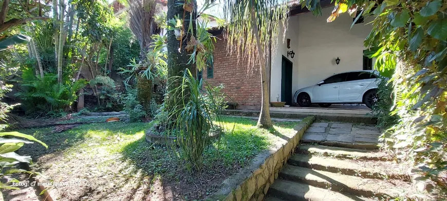 Foto 1 de Casa com 4 Quartos à venda, 200m² em Maria Paula, São Gonçalo