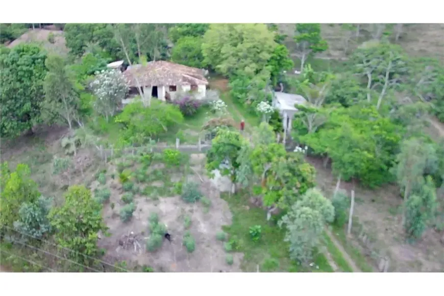 Foto 1 de Fazenda/Sítio com 3 Quartos à venda, 200m² em Centro, Salgado