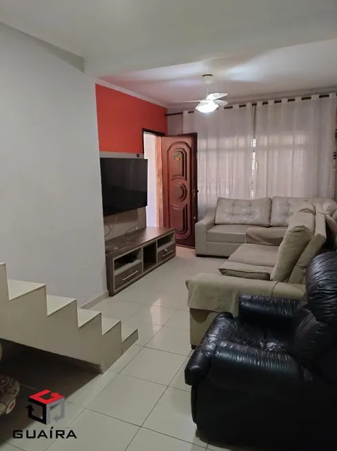 Foto 1 de Sobrado com 3 Quartos à venda, 188m² em Capuava, Santo André