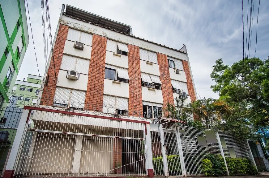 Foto 1 de Apartamento com 1 Quarto à venda, 54m² em Santana, Porto Alegre
