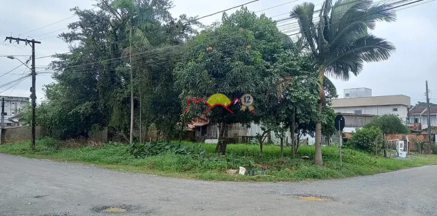 Foto 1 de Lote/Terreno à venda, 485m² em Morro do Meio, Joinville