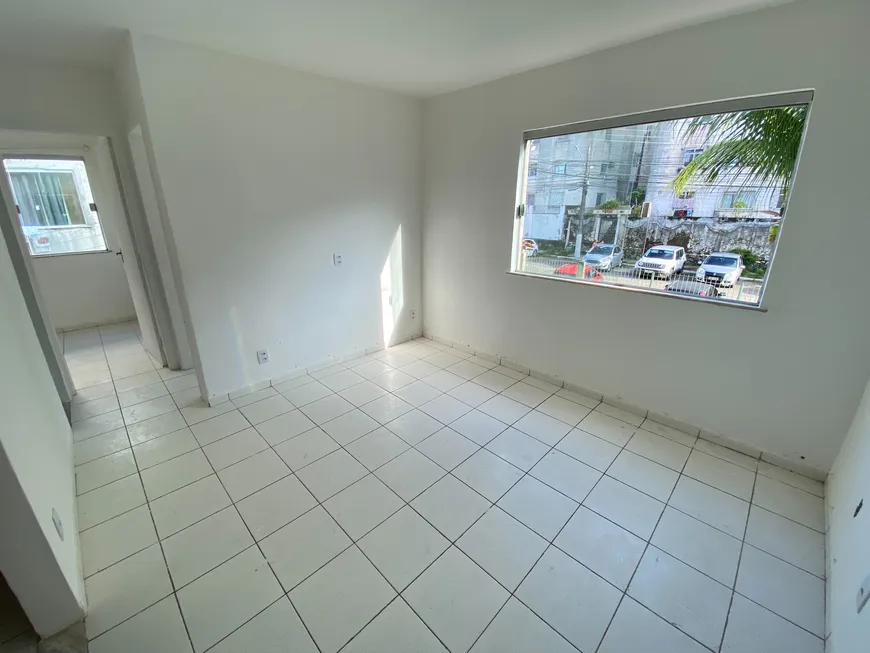 Foto 1 de Apartamento com 2 Quartos à venda, 50m² em Vale dos Lagos, Salvador