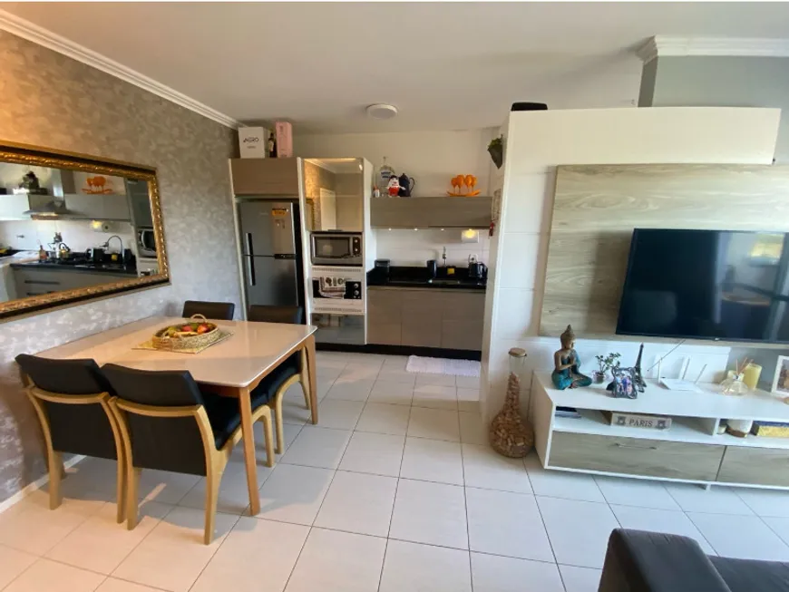 Foto 1 de Apartamento com 2 Quartos à venda, 60m² em Forquilhas, São José