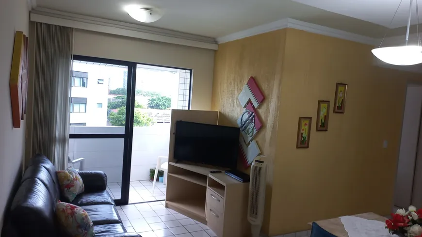 Foto 1 de Apartamento com 3 Quartos à venda, 75m² em Torre, Recife