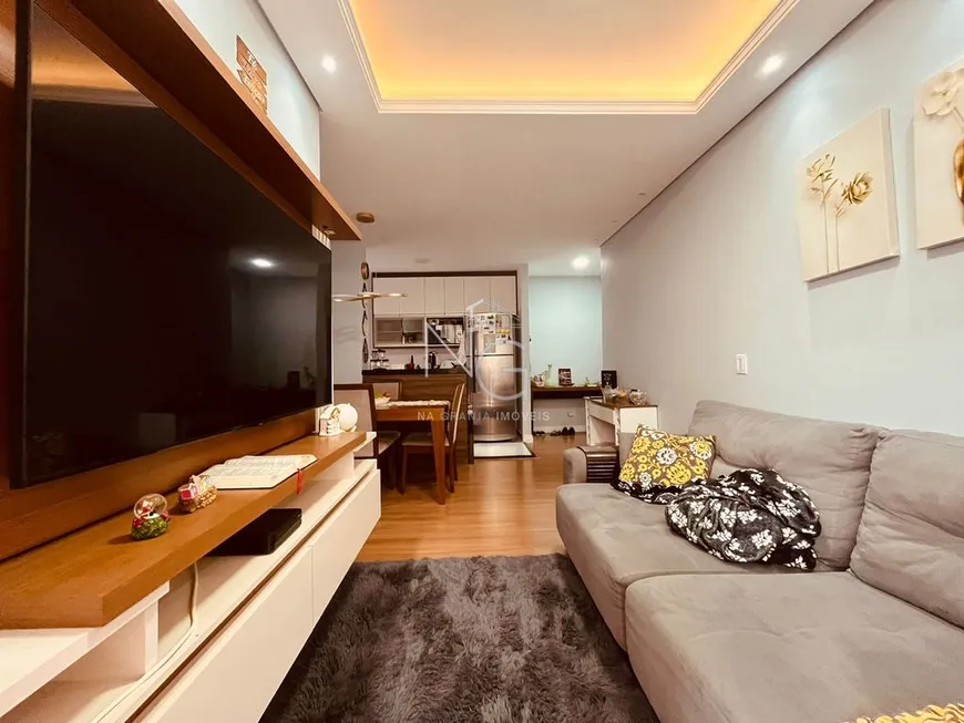 Foto 1 de Apartamento com 3 Quartos à venda, 75m² em Granja Viana, Cotia