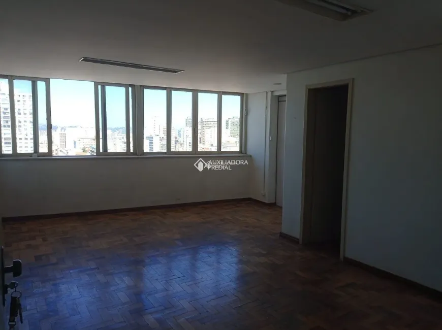 Foto 1 de Sala Comercial para alugar, 35m² em Centro Histórico, Porto Alegre