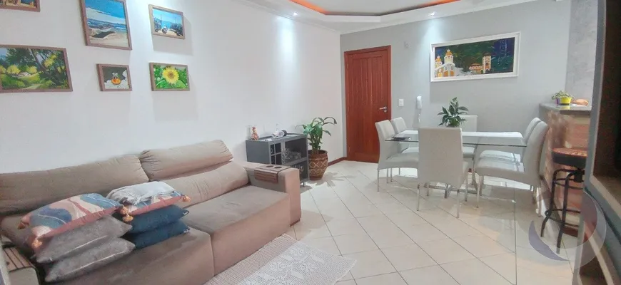 Foto 1 de Apartamento com 3 Quartos à venda, 87m² em Carianos, Florianópolis