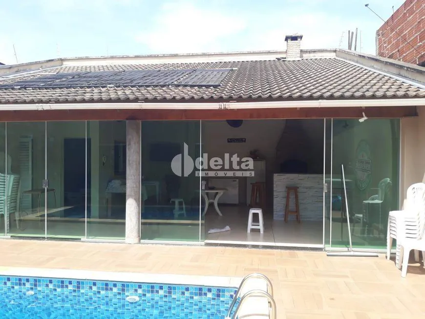 Foto 1 de Casa com 4 Quartos à venda, 110m² em Pampulha, Uberlândia