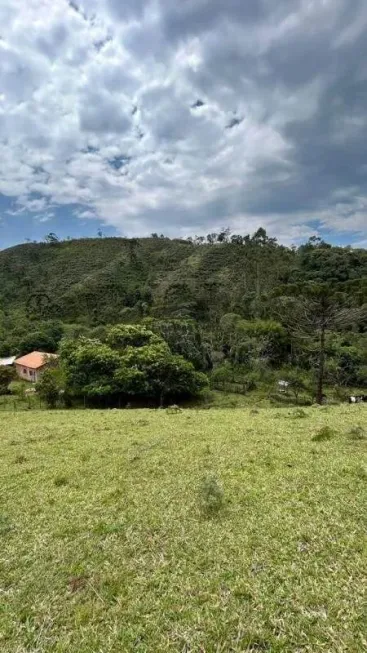 Foto 1 de Fazenda/Sítio com 2 Quartos à venda, 233500m² em , Cunha