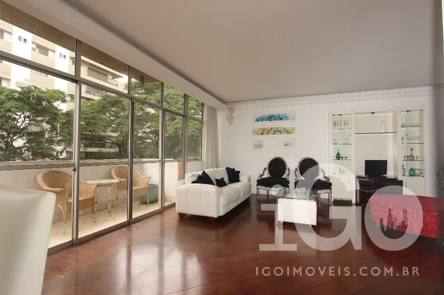 Foto 1 de Apartamento com 4 Quartos à venda, 241m² em Campo Belo, São Paulo