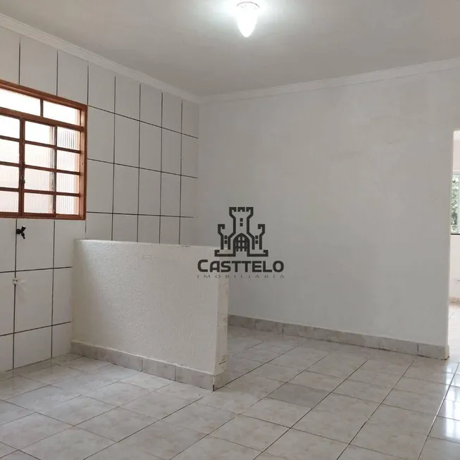 Foto 1 de Casa com 3 Quartos à venda, 80m² em Conjunto Habitacional Alexandre Urbanas, Londrina