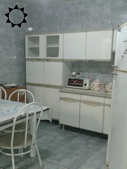 Foto 1 de Casa com 2 Quartos à venda, 59m² em Bussocaba, Osasco