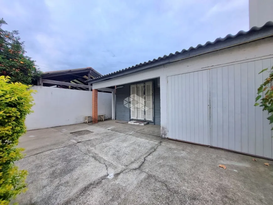 Foto 1 de Casa com 2 Quartos à venda, 70m² em São José, Canoas