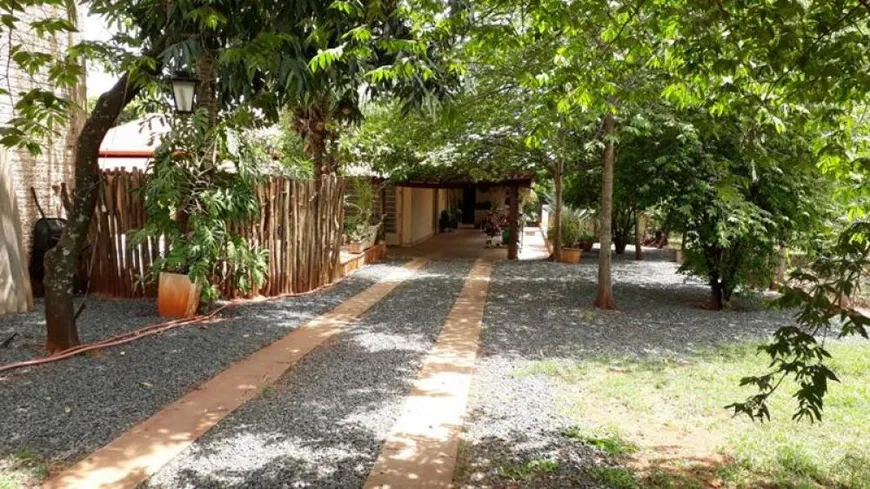 Foto 1 de Fazenda/Sítio com 3 Quartos à venda, 850m² em Estancia Chacara Santa Inez Zona Rural, São José do Rio Preto