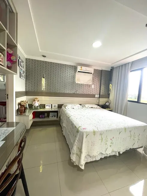Foto 1 de Apartamento com 2 Quartos à venda, 98m² em Grageru, Aracaju