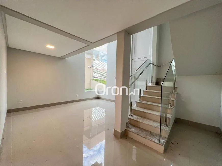 Foto 1 de Casa de Condomínio com 3 Quartos à venda, 125m² em Jardim Novo Mundo, Goiânia