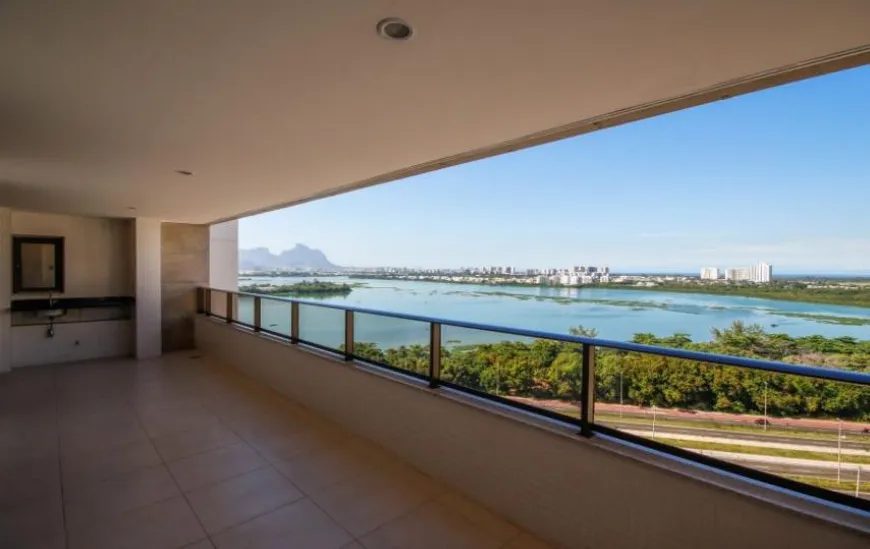 Foto 1 de Apartamento com 4 Quartos à venda, 161m² em Barra da Tijuca, Rio de Janeiro