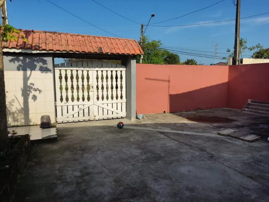 Foto 1 de Casa com 3 Quartos à venda, 126m² em Balneário Gaivota, Itanhaém