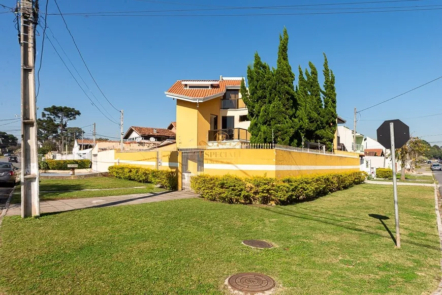 Foto 1 de Casa com 3 Quartos à venda, 179m² em Água Verde, Curitiba