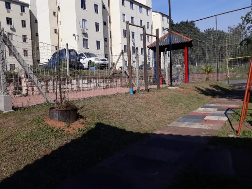 Foto 1 de Apartamento com 2 Quartos à venda, 37m² em Vila Nova, Porto Alegre