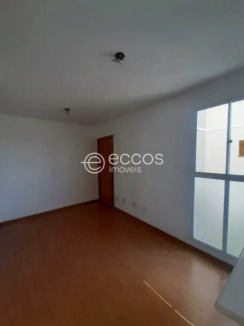 Foto 1 de Apartamento com 2 Quartos à venda, 40m² em Jardim Patrícia, Uberlândia