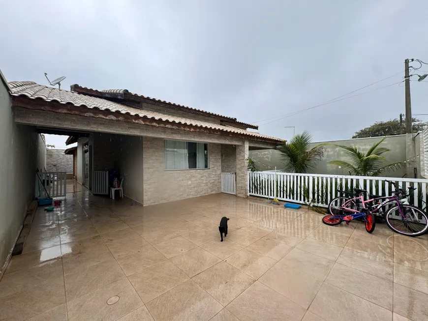 Foto 1 de Casa com 3 Quartos à venda, 135m² em Luíza Mar Mirim, Itanhaém