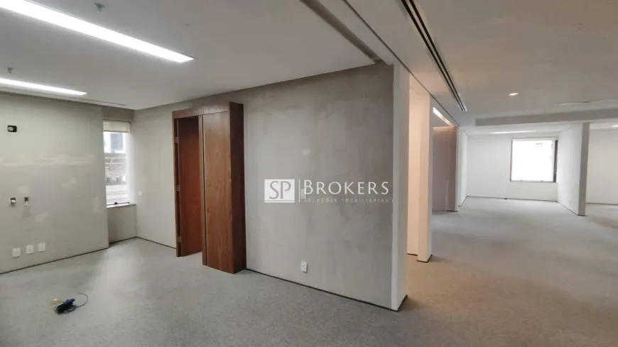 Foto 1 de Sala Comercial para alugar, 319m² em Vila Nova Conceição, São Paulo