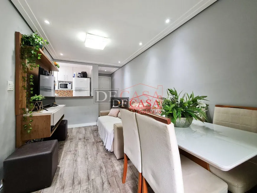 Foto 1 de Apartamento com 2 Quartos à venda, 45m² em Vila Curuçá, São Paulo