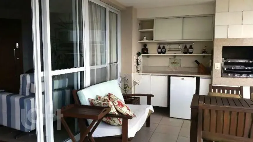 Foto 1 de Apartamento com 4 Quartos à venda, 162m² em Parque Colonial, São Paulo