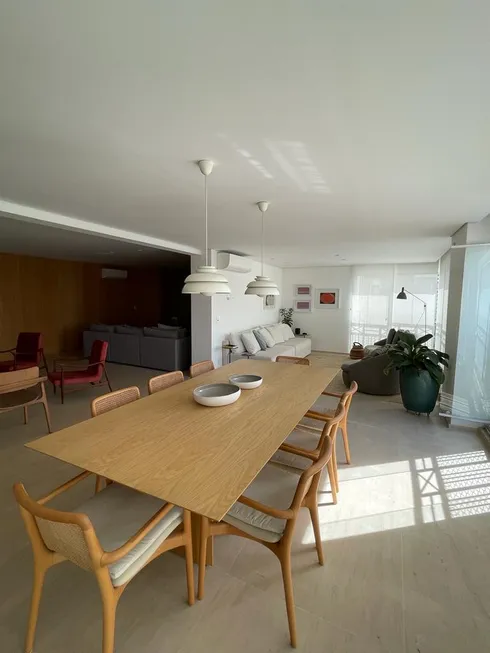 Foto 1 de Apartamento com 3 Quartos à venda, 218m² em Santa Teresinha, São Paulo