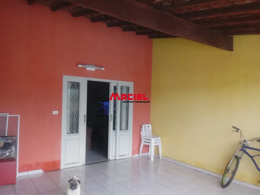 Foto 1 de Sobrado com 3 Quartos à venda, 187m² em Chacara dos Eucaliptos, São José dos Campos