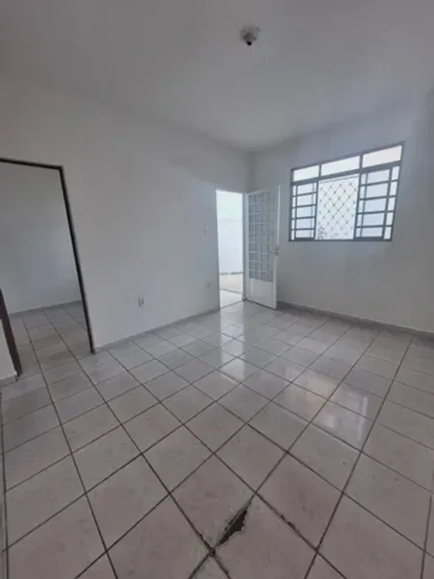 Foto 1 de Casa com 2 Quartos à venda, 92m² em Acupe de Brotas, Salvador