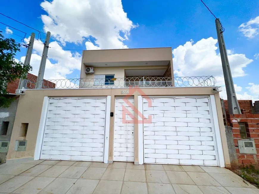 Foto 1 de Sobrado com 3 Quartos à venda, 240m² em Eden, Sorocaba