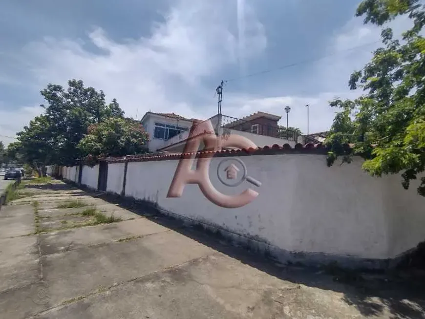 Foto 1 de Casa com 3 Quartos à venda, 294m² em Penha, Rio de Janeiro