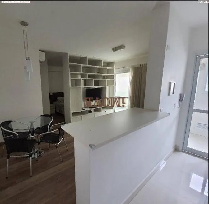 Foto 1 de Apartamento com 1 Quarto para alugar, 50m² em Vila Gertrudes, São Paulo