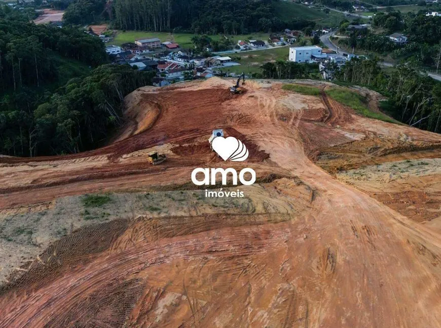 Foto 1 de Lote/Terreno à venda, 363m² em São Pedro, Guabiruba