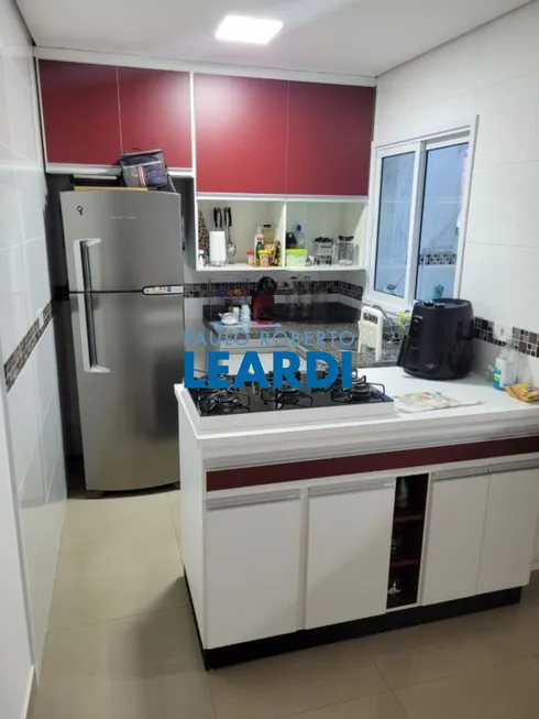 Foto 1 de Apartamento com 2 Quartos à venda, 40m² em Vila Progresso, Santo André