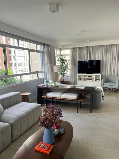 Foto 1 de Apartamento com 4 Quartos para venda ou aluguel, 164m² em Higienópolis, São Paulo