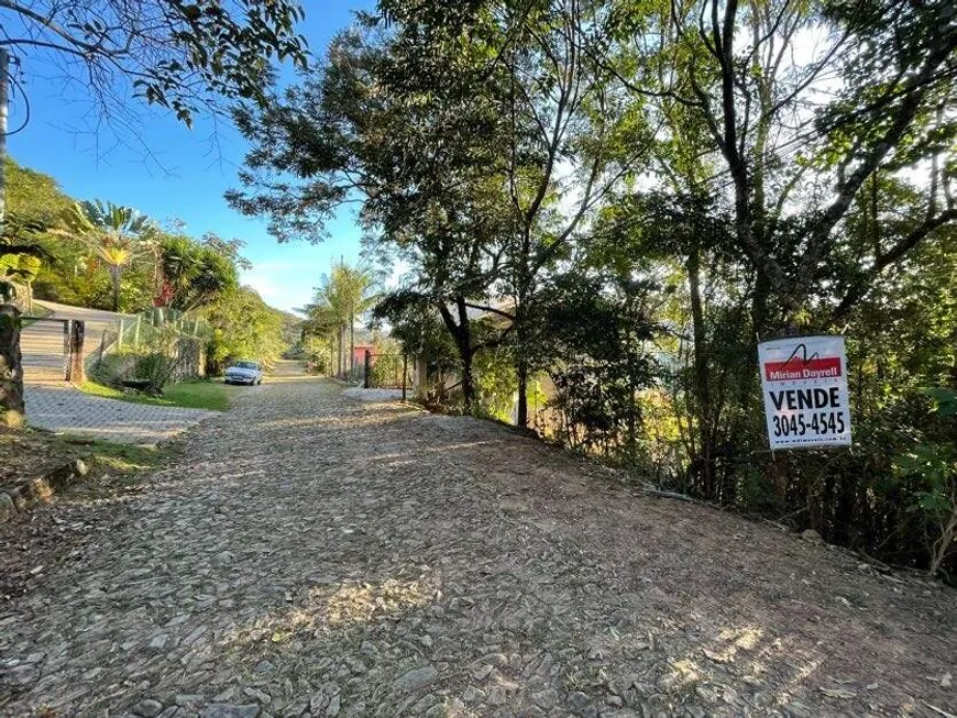 Foto 1 de Lote/Terreno à venda, 1000m² em Pasargada, Nova Lima