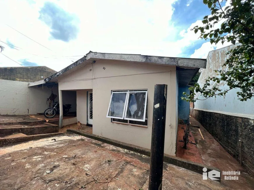 Foto 1 de Casa com 2 Quartos à venda, 102m² em Jardim Caviúna, Rolândia