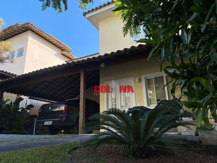 Foto 1 de Casa de Condomínio com 5 Quartos à venda, 228m² em Pendotiba, Niterói