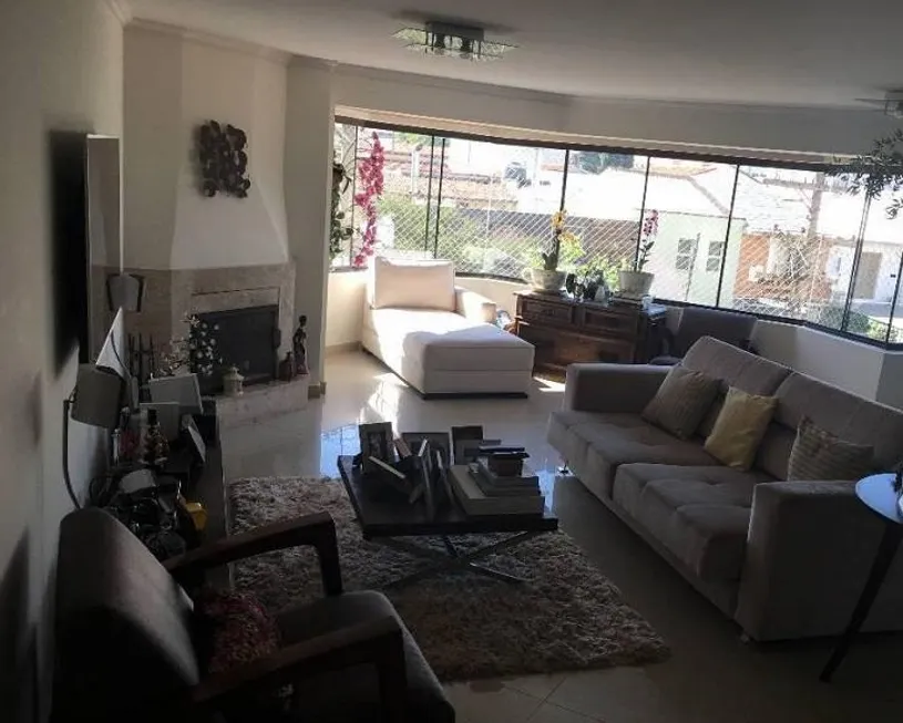 Foto 1 de Apartamento com 3 Quartos à venda, 166m² em Moema, São Paulo