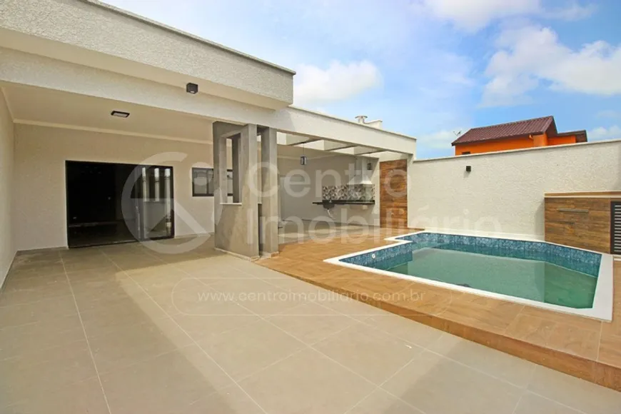 Foto 1 de Casa com 3 Quartos à venda, 155m² em Estancia Sao Jose, Peruíbe