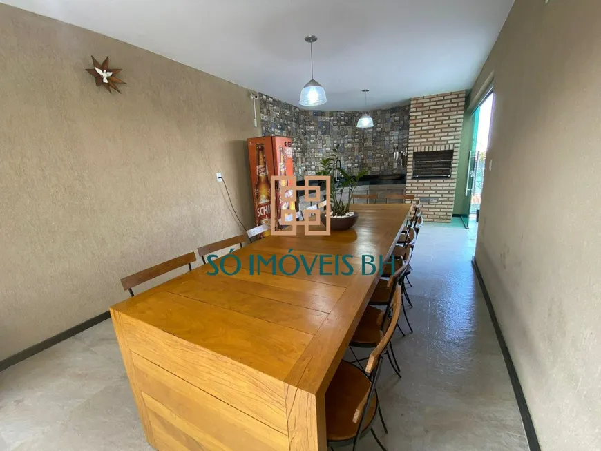 Foto 1 de Casa com 4 Quartos à venda, 218m² em Coqueiros, Belo Horizonte