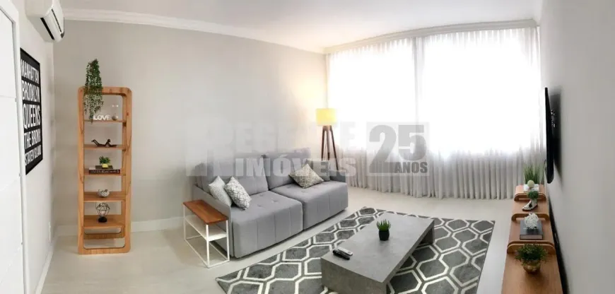 Foto 1 de Apartamento com 2 Quartos à venda, 90m² em Centro, Florianópolis