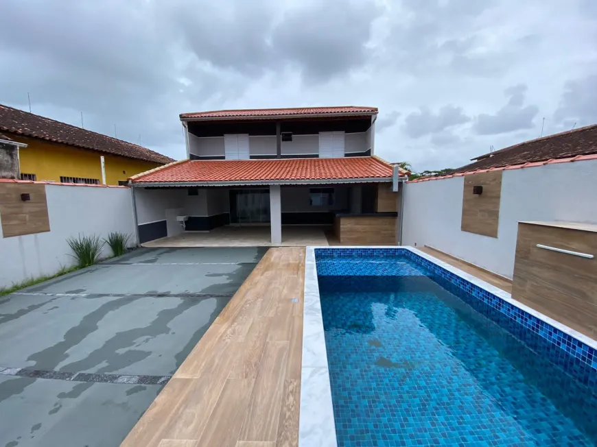 Foto 1 de Casa com 2 Quartos à venda, 260m² em Jamaica, Itanhaém