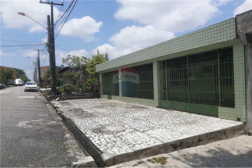 Foto 1 de Casa com 4 Quartos à venda, 264m² em Marambaia, Belém